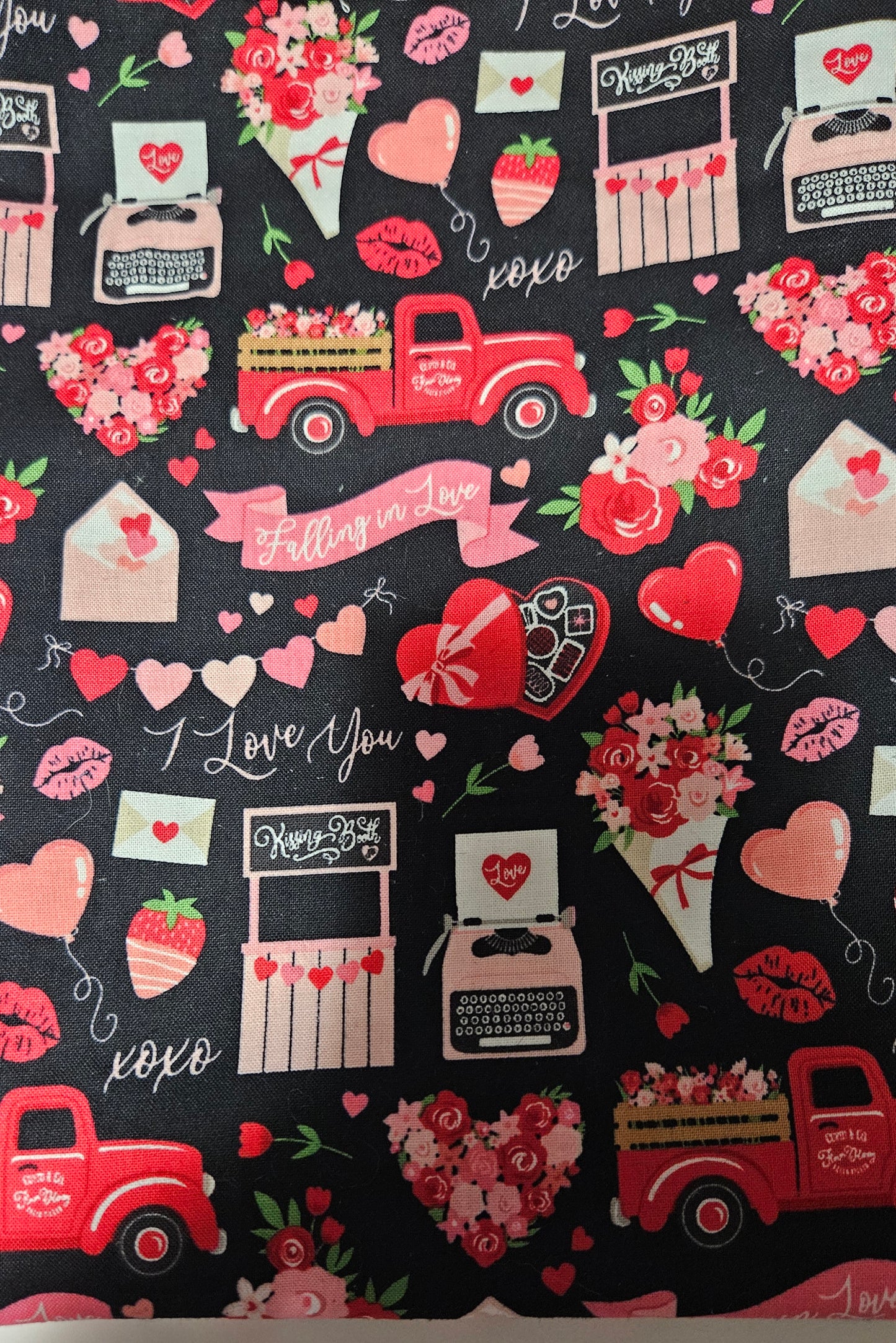 'Falling in Love' Book Sleeve, Book protector, book sleeves, Gift for book lovers, bookish