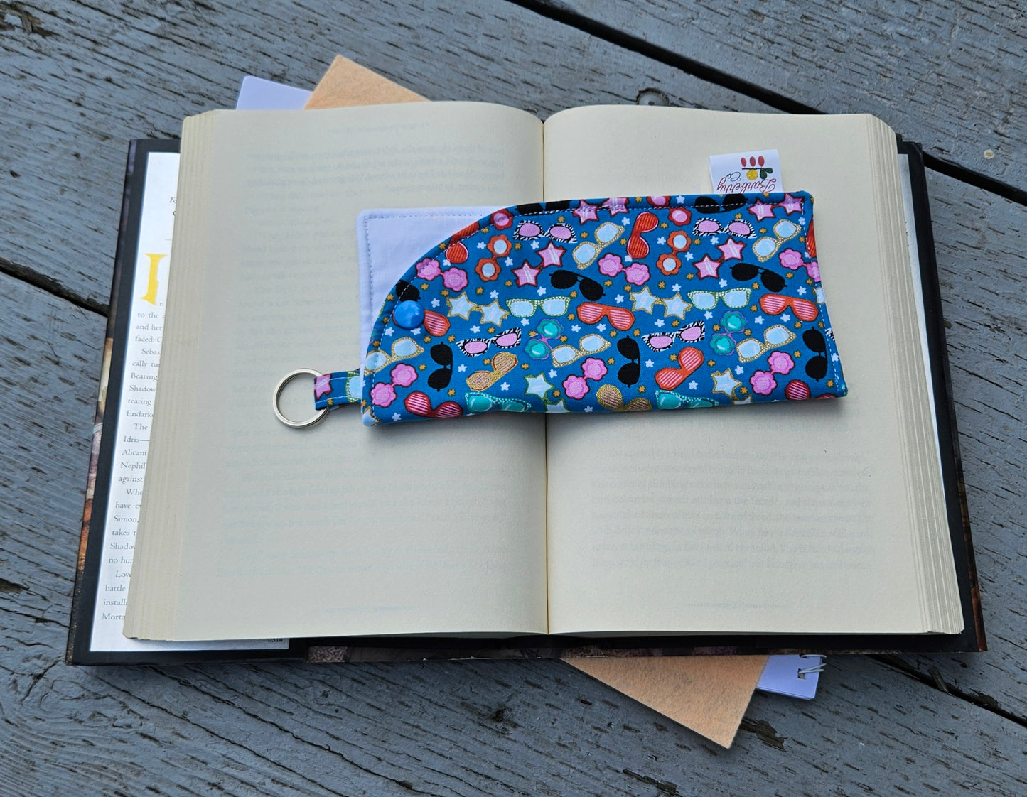 "Loads of Sunglasses" Sunglasses and Eyeglasses Fabric Cases with keychain loop