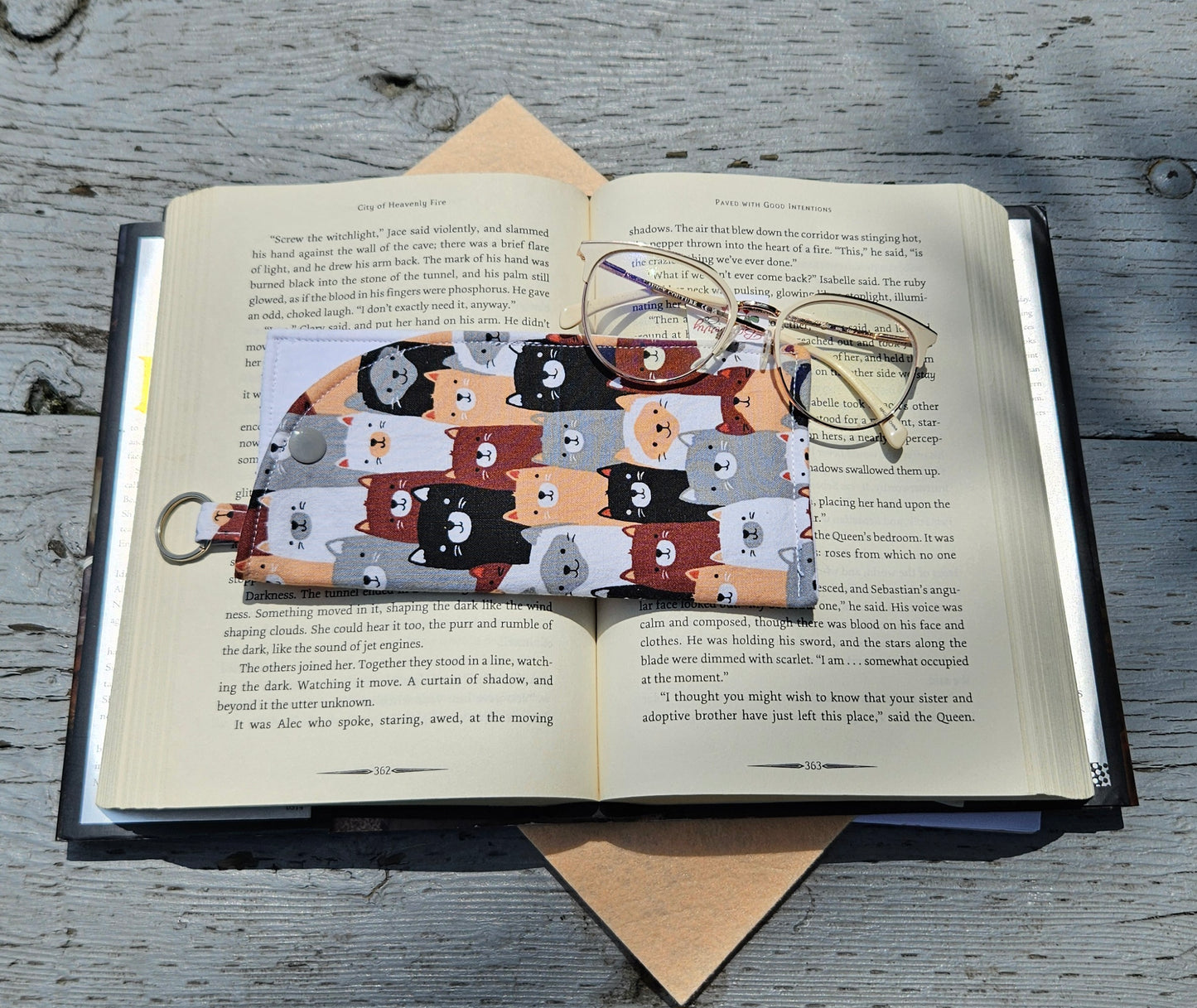 "Cute Cats" Sunglasses and Eyeglasses Fabric Cases with keychain loop
