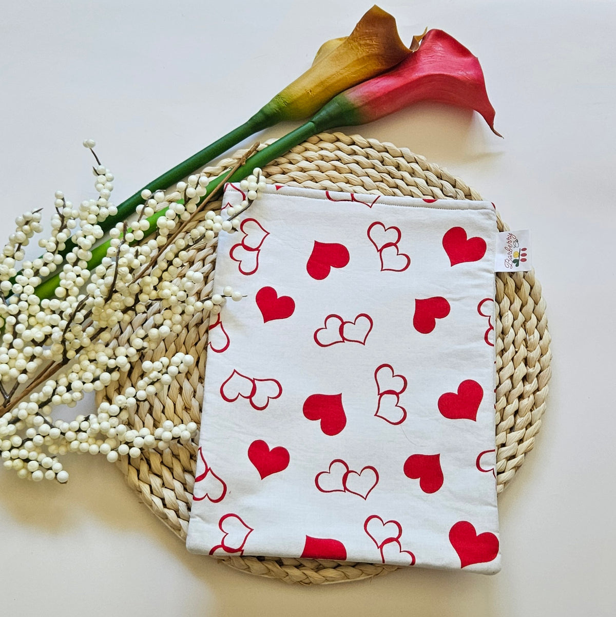 Love and Hearts book sleeve for book lovers