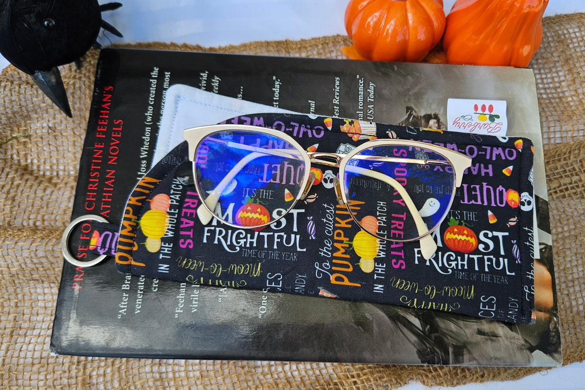 Spooky Halloween Words Collage Reading Glasses Case