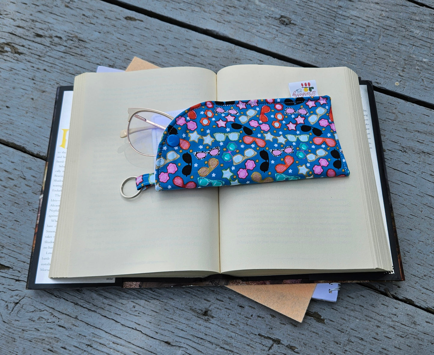 "Loads of Sunglasses" Sunglasses and Eyeglasses Fabric Cases with keychain loop
